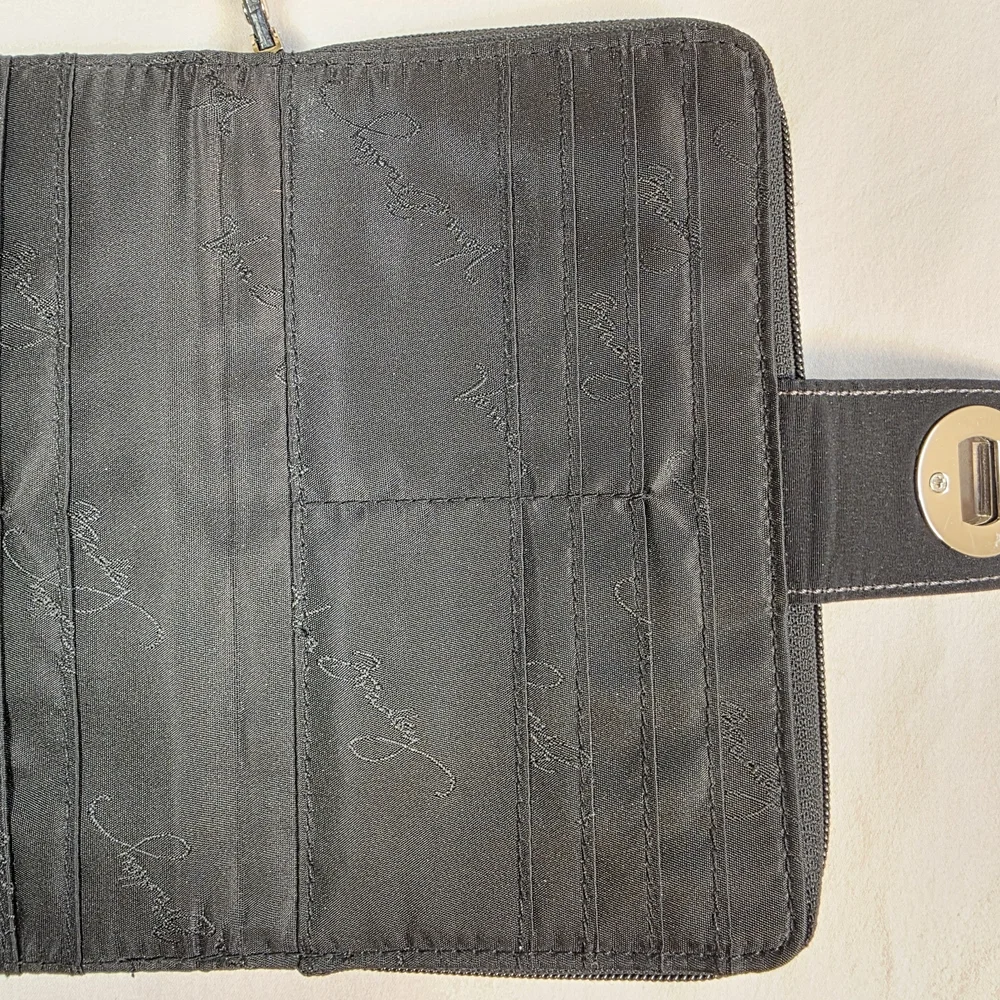 Vera Bradley Black Quilted Turn Lock Wallet Organizer - Picture 4 of 10